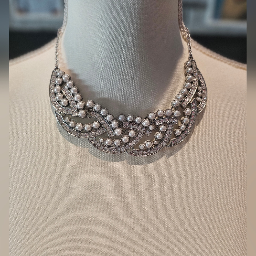 Premier Designs Retired Neclace from 2013